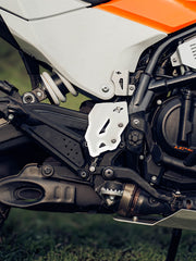 KTM Adventure 390 (2025 model)/ 250 ADV/390 ADV R/390 ADV X+/390 ADV S 2025 TITAN MASTERCYLINDER GUARD SILVER