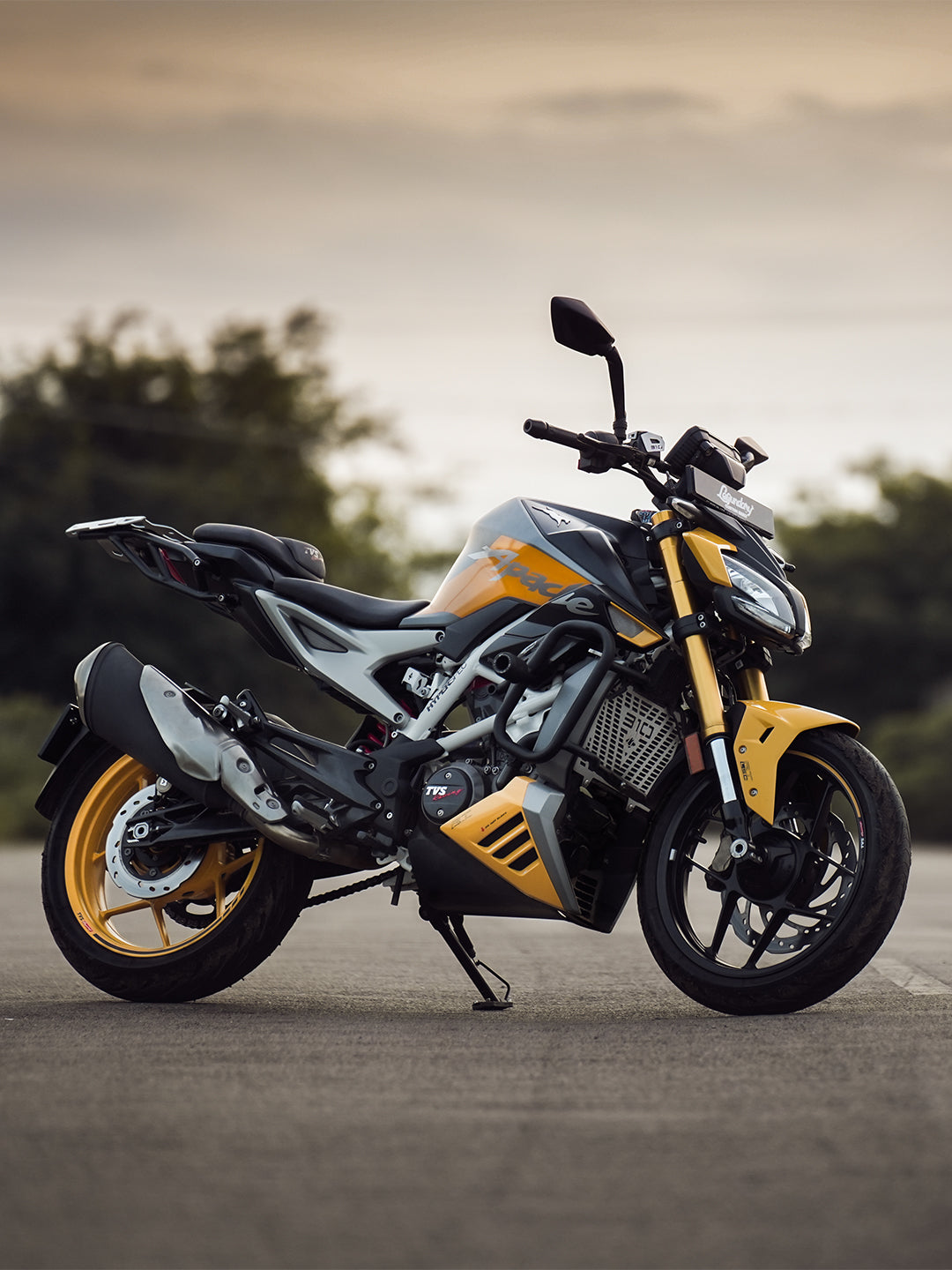 Apache RTR310 Gopher Luggage Carrier