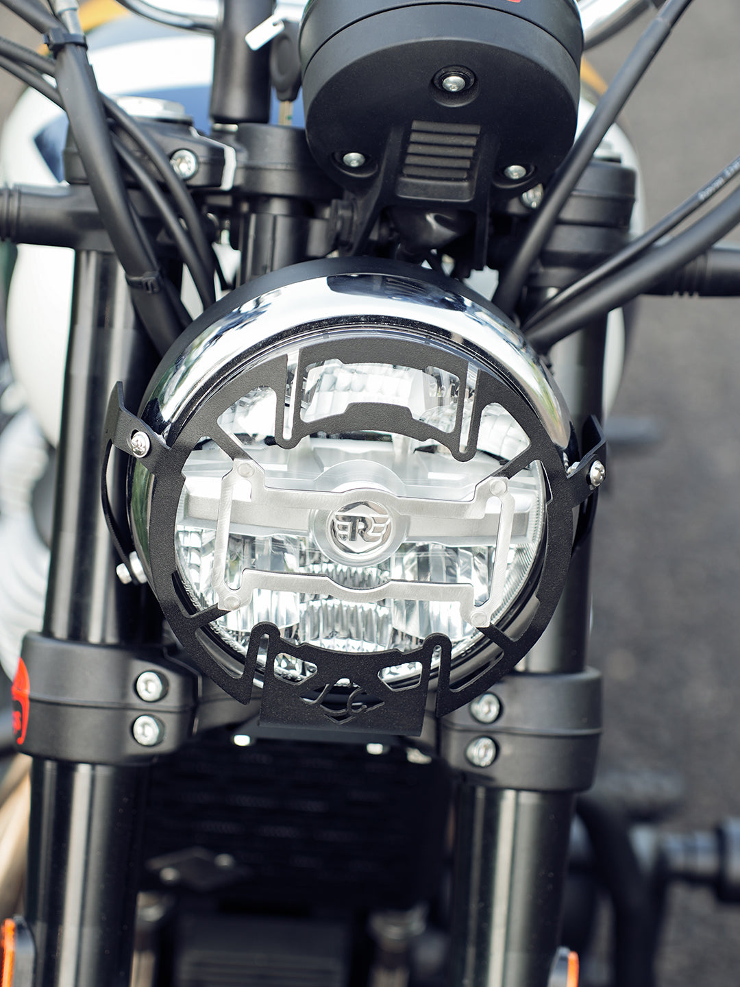 RE Bear 650 Mig Headlight Grill With Number Plate