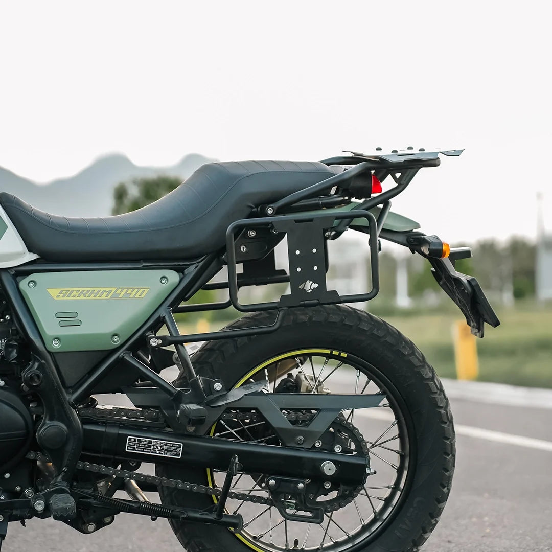 SCRAM 440 ARAGON SADDLE STAY BLACK