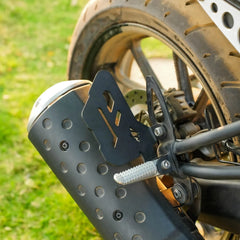 YAMAHA XSR 155 BOLSTER FOOT REST BLACK