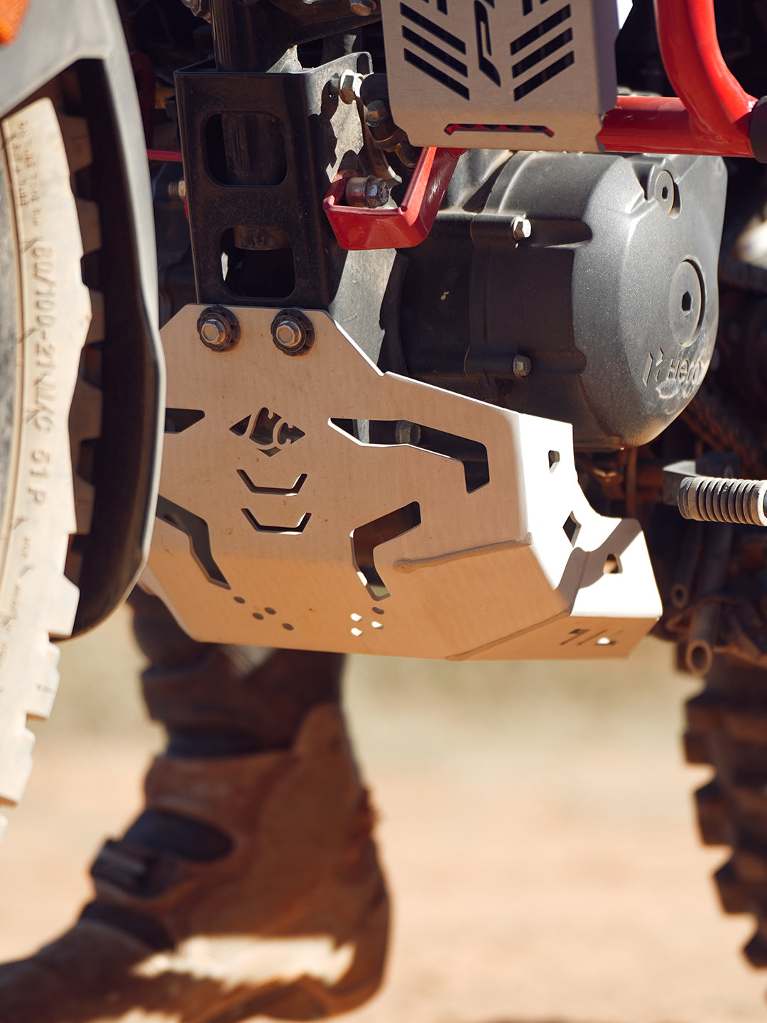 X Pulse 200 4V Pro Vambrace Bash Plate
