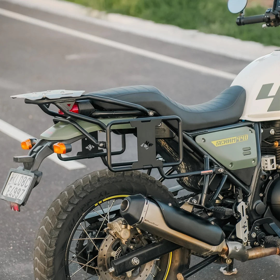 SCRAM 440 ARAGON SADDLE STAY BLACK