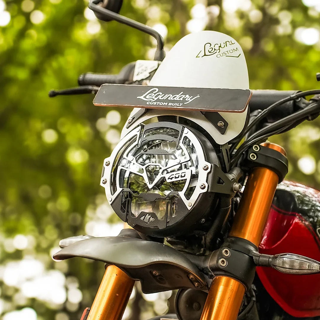 Triumph Scrambler 400 x Cosmic Headlight Grill